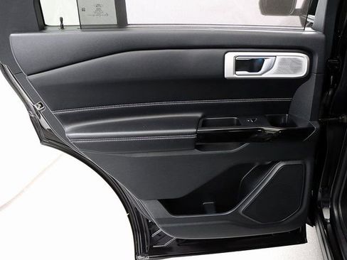 Used 2022 Ford Explorer ST w/ Equipment Group 401A image 28