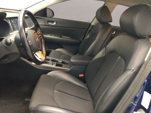 Used 2019 Kia Optima S image 17