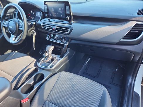 Used 2023 Kia Seltos LX image 25