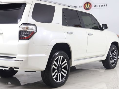 Used 2023 Toyota 4Runner Limited AWD/4WD image 43