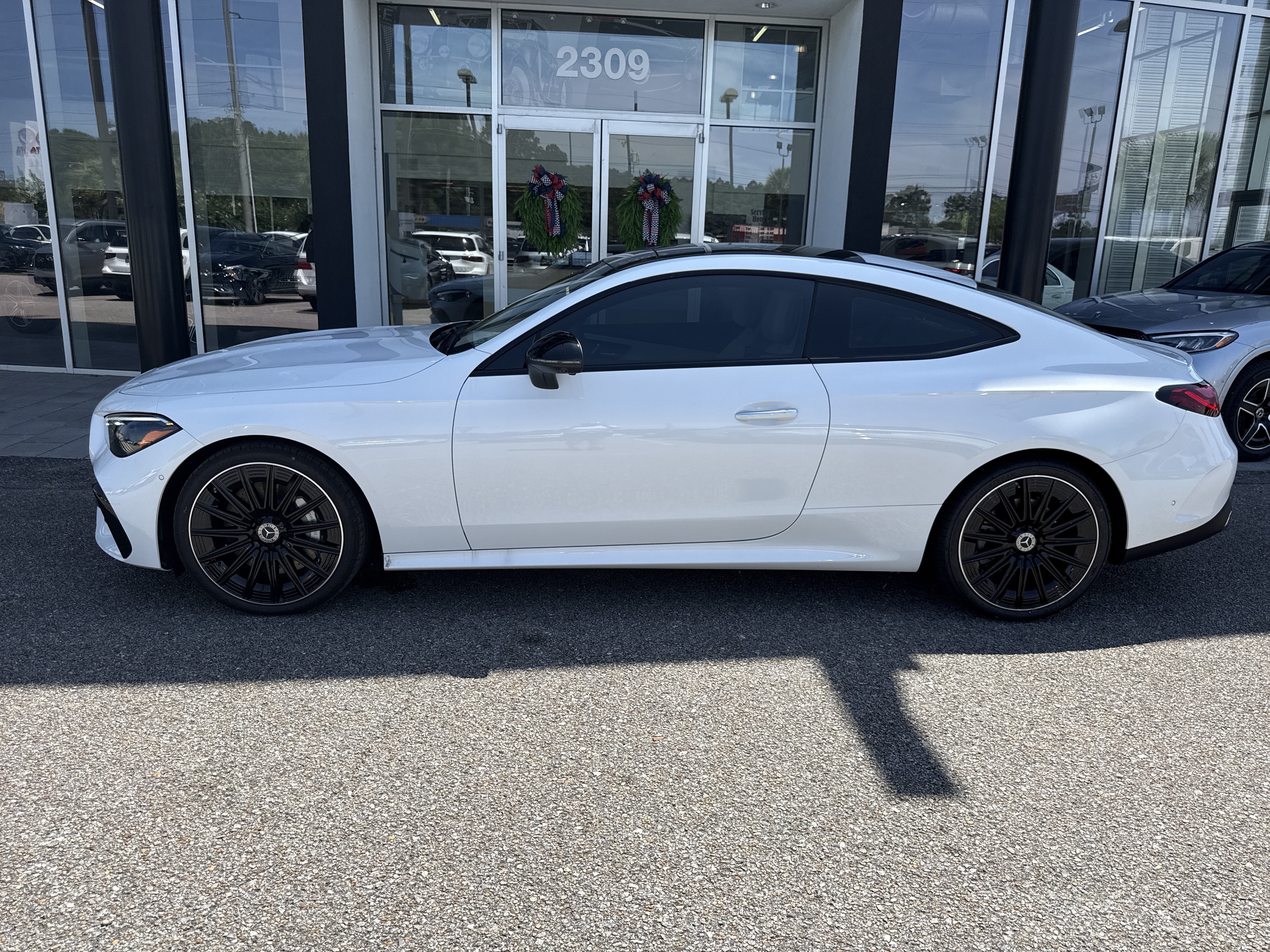 New 2026 Mercedes-Benz CLE 450 4MATIC Coupe image 2