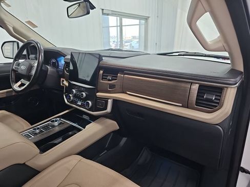 Used 2023 Ford Expedition Limited AWD/4WD image 29
