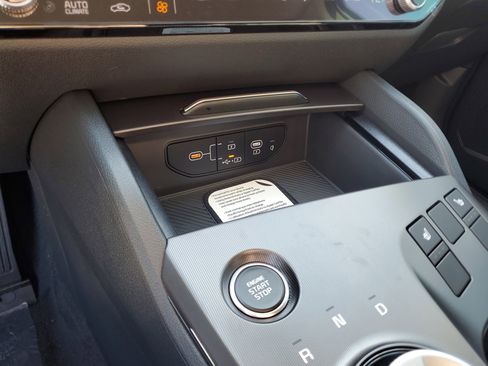 New 2026 Kia Sportage AWD Hybrid image 24