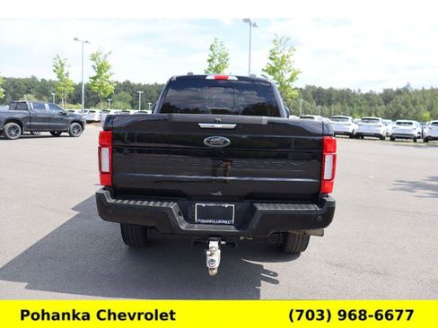 Used 2022 Ford F250 Lariat w/ Black Appearance Package AWD/4WD image 5