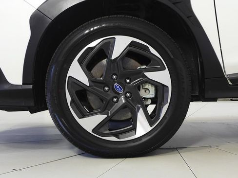 Certified 2024 Subaru Crosstrek 2.5i Limited w/ Crosstrek Mirror Package AWD/4WD image 5