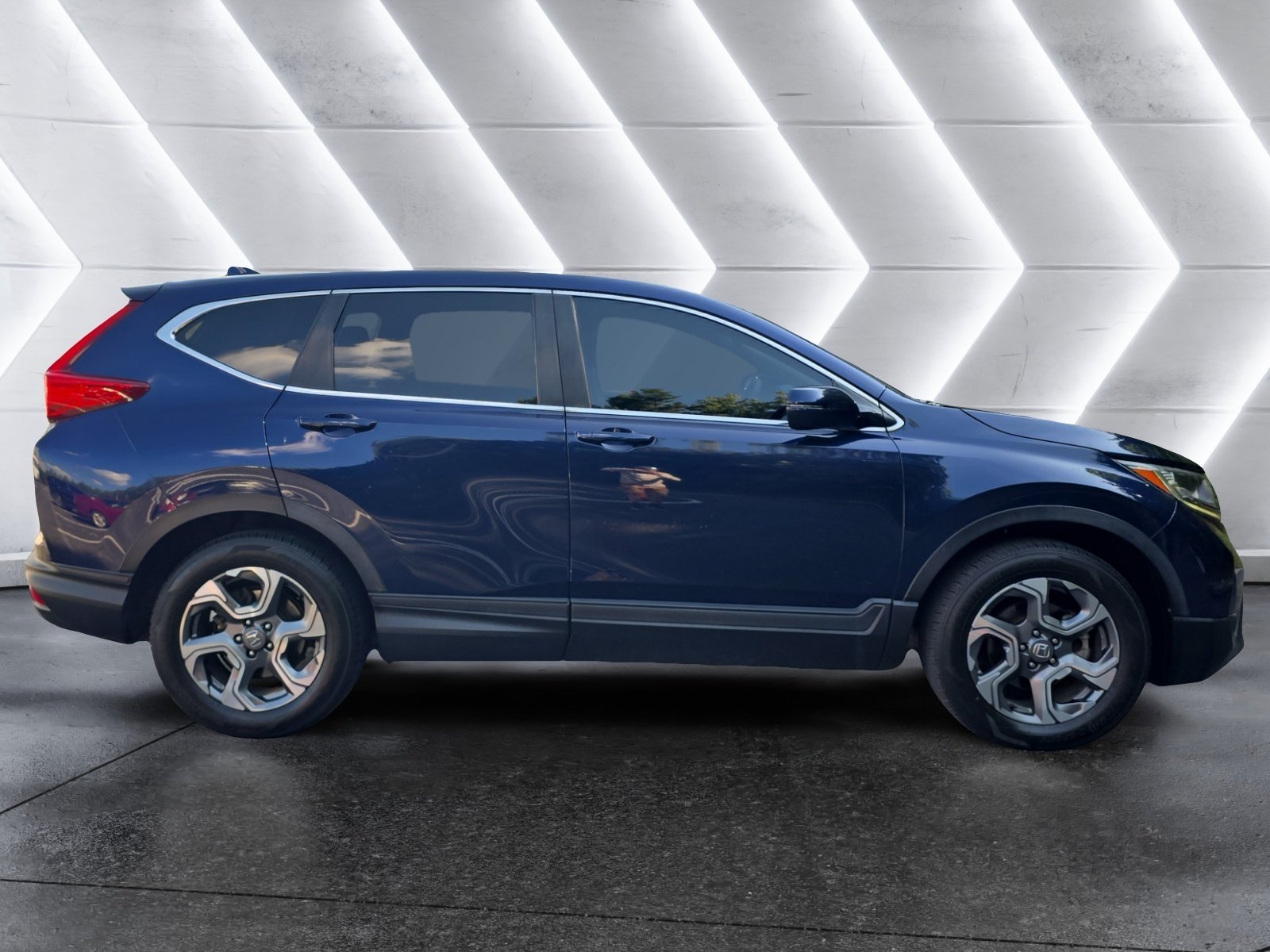Used 2019 Honda CR-V EX image 6