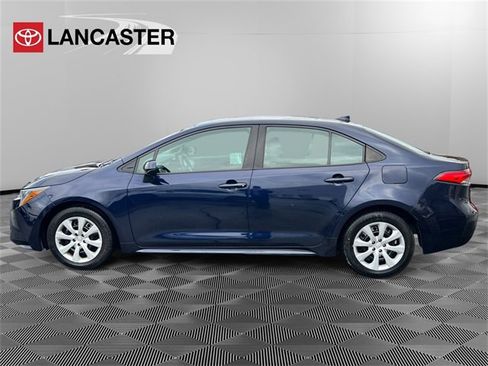 Used 2023 Toyota Corolla LE image 4