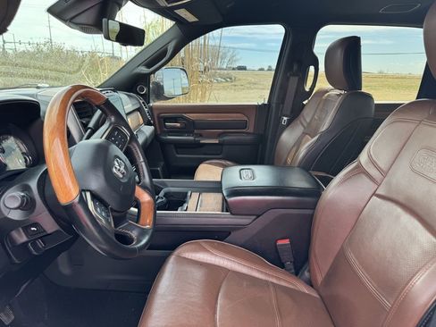 Used 2021 RAM 2500 Limited AWD/4WD image 9