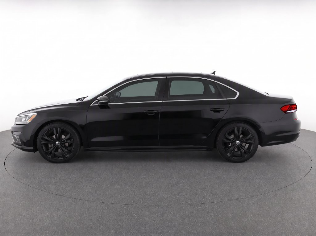 Used 2022 Volkswagen Passat 2.0T SE FWD image 5