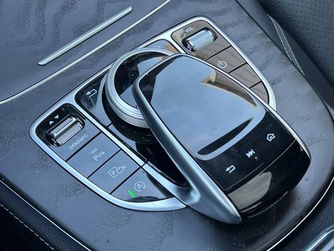 Used 2019 Mercedes-Benz E 300 image 30