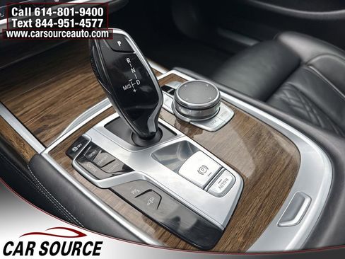Used 2018 BMW 750i xDrive image 11
