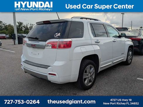 Used 2013 GMC Terrain Denali FWD image 2
