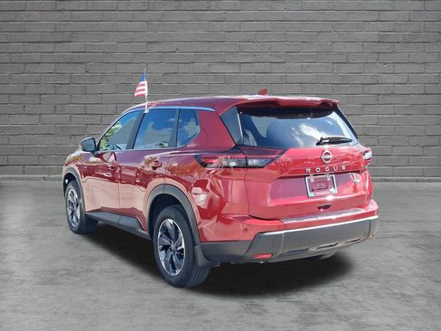 Used 2026 Nissan Rogue SV FWD image 9