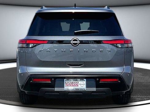 New 2026 Nissan Pathfinder SV FWD image 4