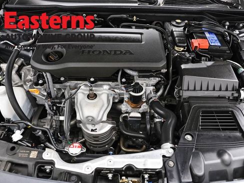 Used 2025 Honda Civic Sport image 7