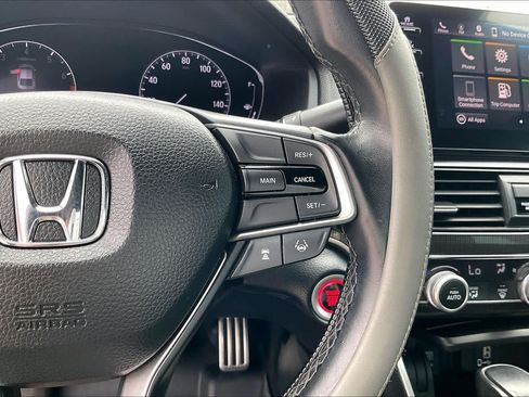 Used 2018 Honda Accord Sport image 23