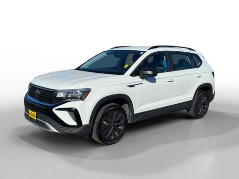 Used 2024 Volkswagen Taos S image 1