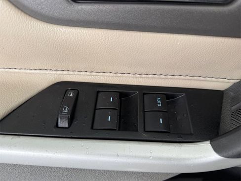 Used 2013 Ford Edge SEL image 23