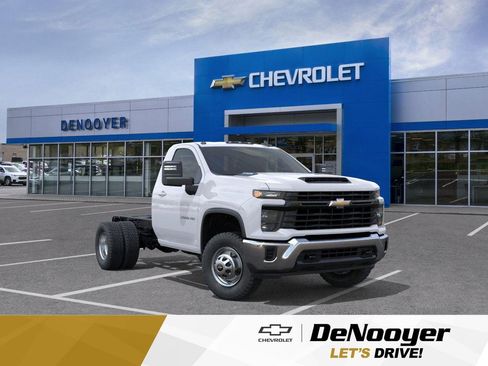 New 2025 Chevrolet Silverado 3500 W/T w/ WT Convenience Package image 1