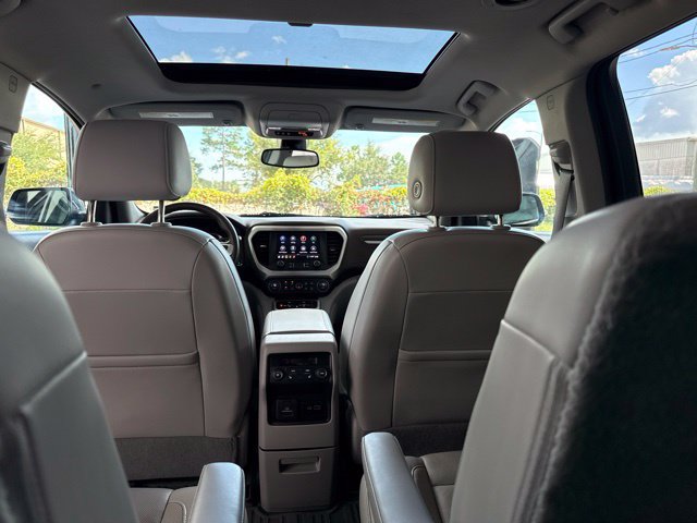 Used 2020 GMC Acadia SLT w/ Premium Package FWD image 24