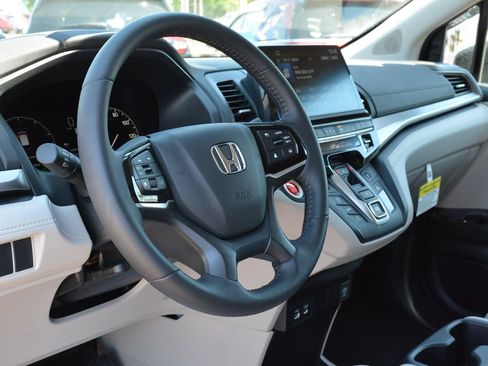 Used 2026 Honda Odyssey EX-L image 8