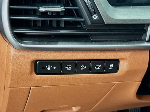 Used 2025 Kia Telluride EX X-Line AWD/4WD image 17