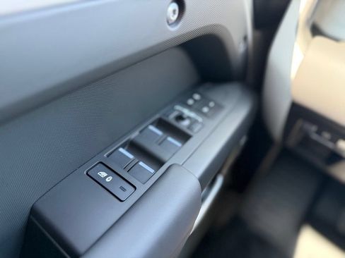 New 2026 Land Rover Defender 110 S AWD/4WD image 15