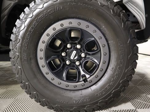 Used 2023 Ford F150 Raptor w/ Raptor Carbon Fiber Package image 31