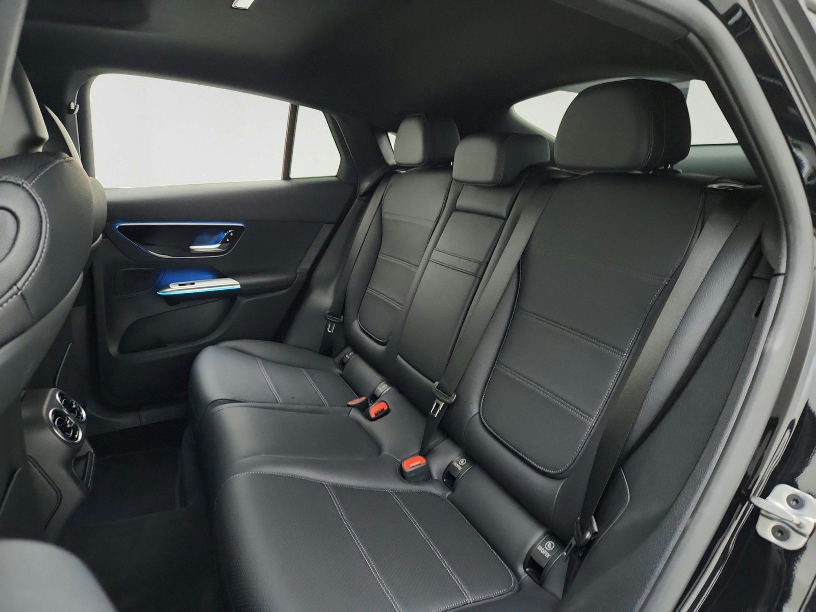 Certified 2025 Mercedes-Benz GLC 300 4MATIC image 25