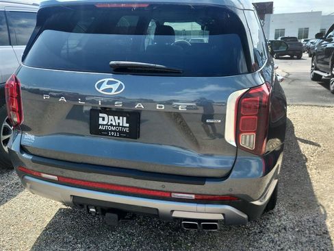 Used 2025 Hyundai Palisade Limited AWD/4WD image 5