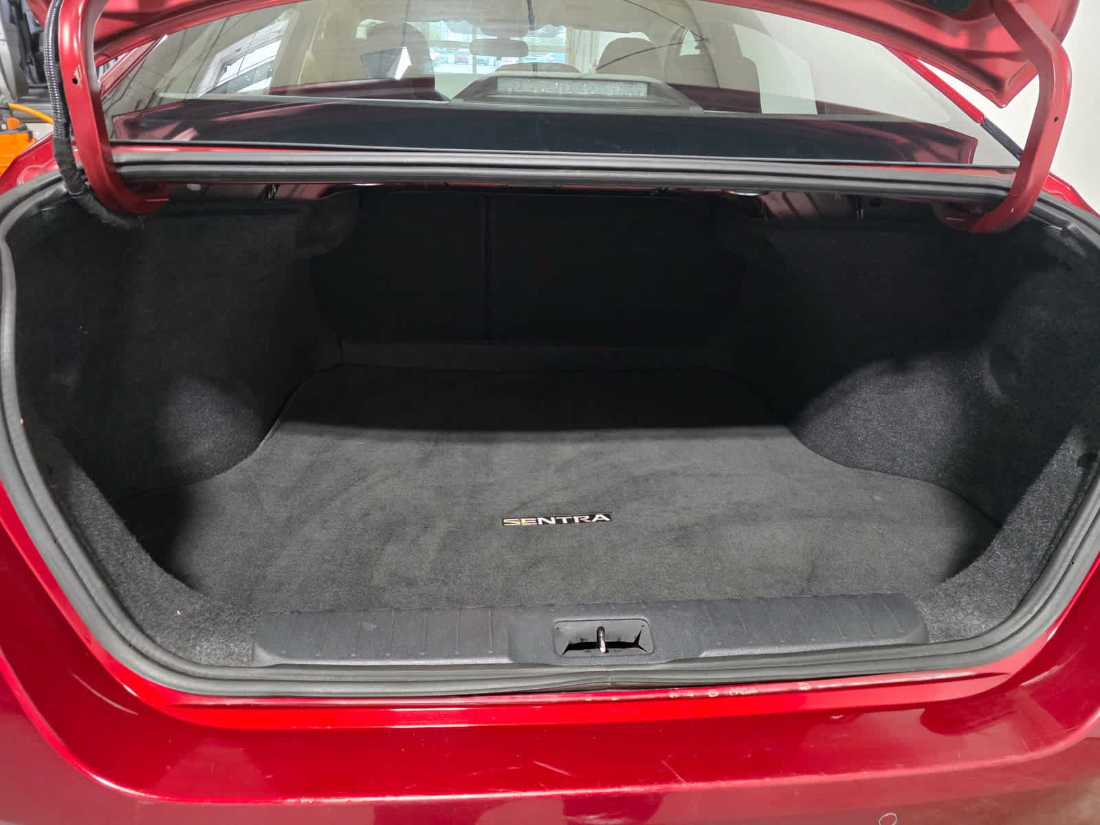 Used 2020 Nissan Sentra SV FWD image 13