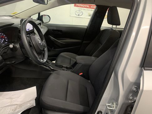 Used 2023 Toyota Corolla LE image 12