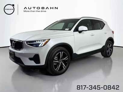 Used 2023 Volvo XC40 B4 Core