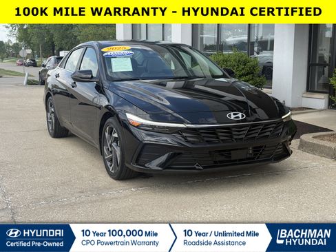 Certified 2025 Hyundai Elantra Limited FWD image 1