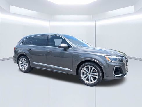 Used 2026 Audi Q7 3.0T Premium Plus w/ Premium Plus Package AWD/4WD image 2