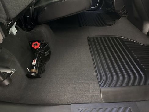 Used 2023 Chevrolet Silverado 1500 RST image 15