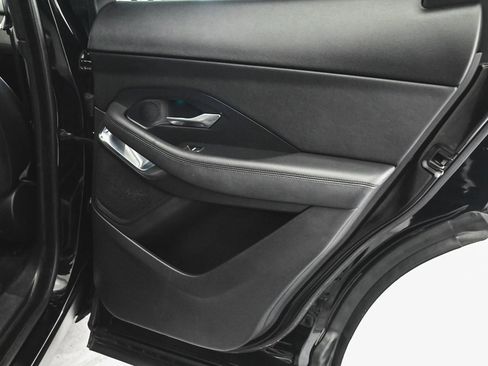 Used 2019 Jaguar E-PACE S image 12