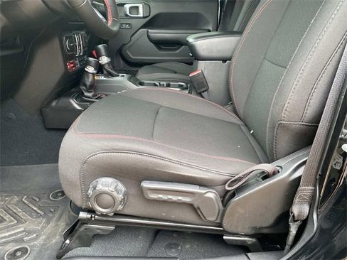 Used 2022 Jeep Wrangler Unlimited Rubicon image 19