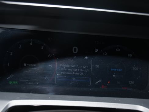 Used 2025 Toyota Tacoma TRD Sport AWD/4WD image 13