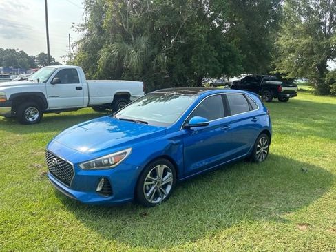 Used 2018 Hyundai Elantra GT w/ Tech Package 03 FWD image 8