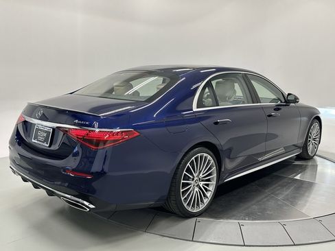 Used 2024 Mercedes-Benz S 580 4MATIC Sedan image 7