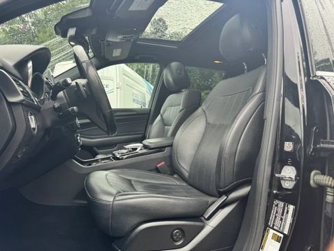 Used 2019 Mercedes-Benz GLE 400 4MATIC w/ Premium 2 Package image 20