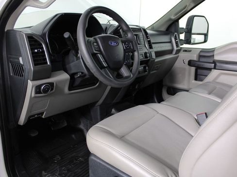 Used 2020 Ford F350 XL w/ Power Equipment Group image 16