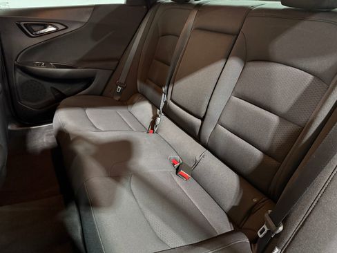 Used 2018 Chevrolet Malibu LS image 31