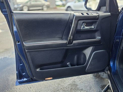 Used 2014 Toyota 4Runner Trail Premium image 22