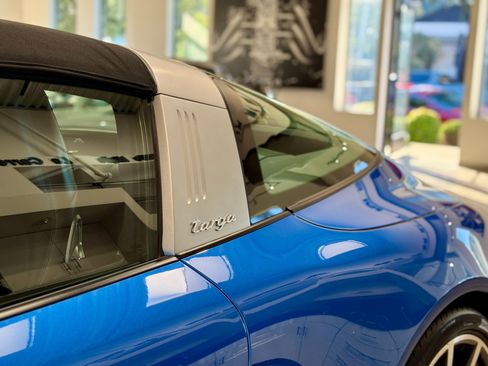 Used 2017 Porsche 911 Targa 4S image 21