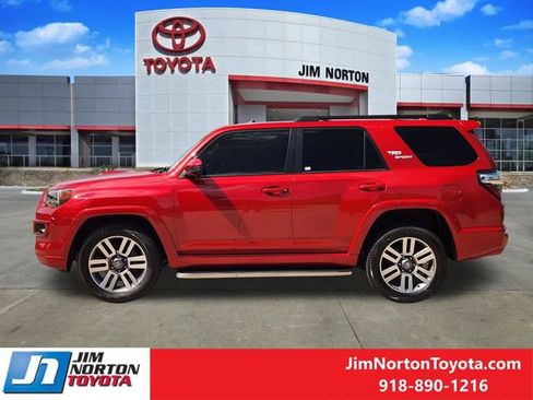 Used 2022 Toyota 4Runner TRD Sport AWD/4WD image 5