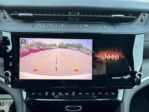 New 2026 Jeep Grand Cherokee L 4WD image 26