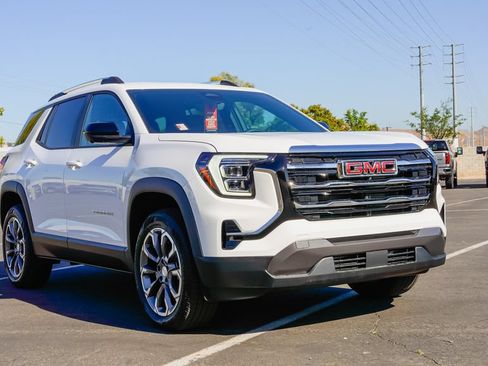 New 2026 GMC Terrain Elevation w/ Elevation Premium Package AWD/4WD image 5