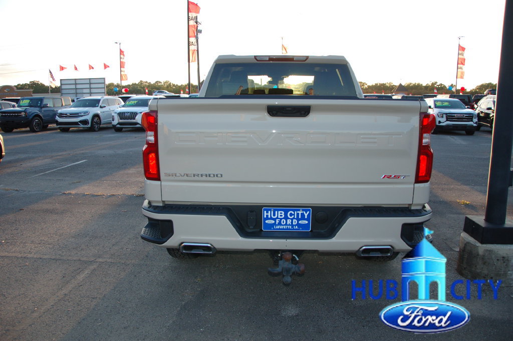 Used 2026 Chevrolet Silverado 1500 RST w/ Z71 Off-Road Package AWD/4WD image 4
